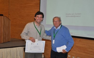 Premio a Dr. Aníbal Pauchard